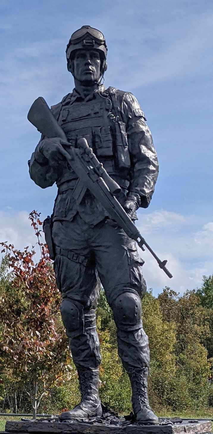 Statue of MSG Gary Gordon at the Veterans Memorial in Lincoln Maine.